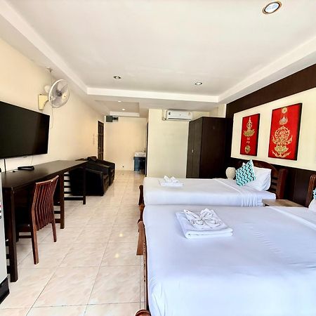 Thai Classic House Patong Экстерьер фото