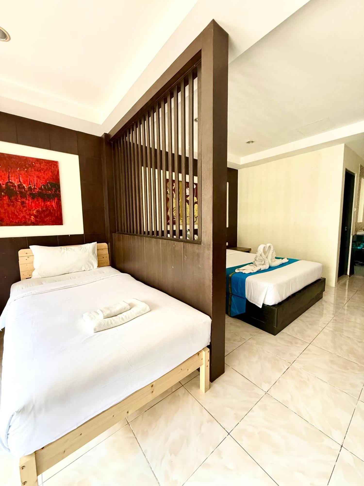 Thai Classic House Patong Экстерьер фото