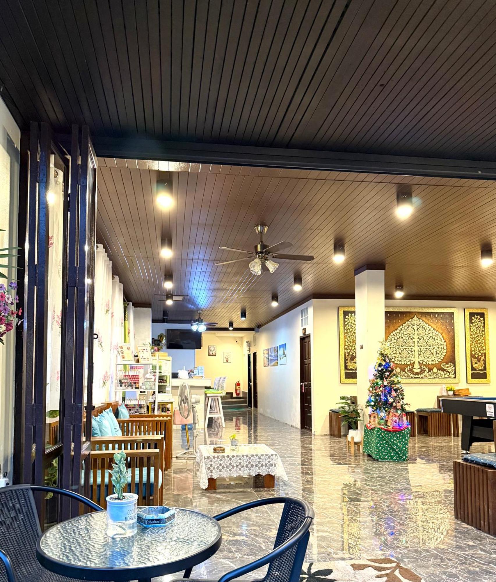 Thai Classic House Patong Экстерьер фото